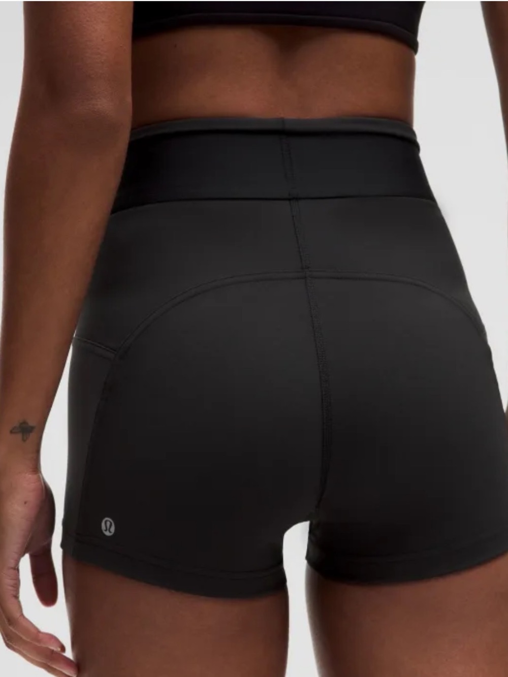 Lululemon License to Train High-Rise Short 2" *Logo in Black size Apx 2/4
